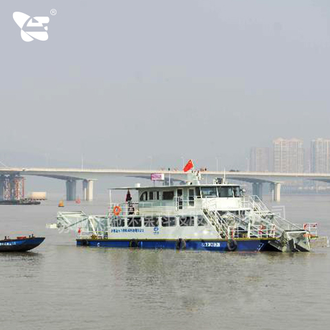 多功能水面清潔船